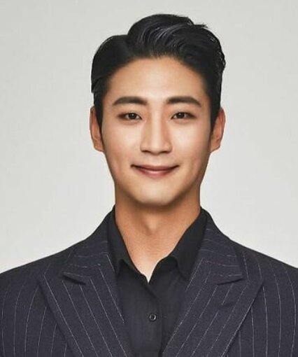 Kim Dong Won — Player 303