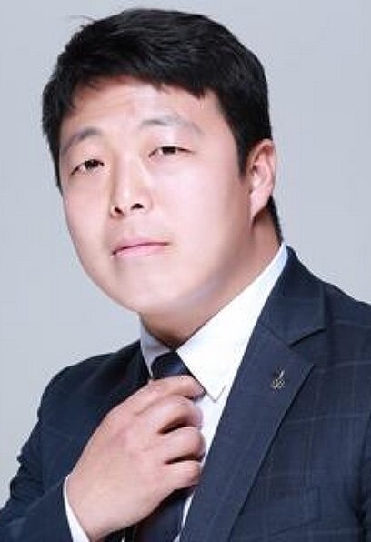 Sun Yul Woo — Mr. Kim's Subordinate #4