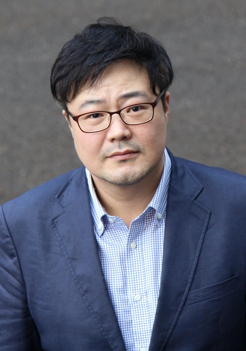 Jung Jong Yul — Doctor