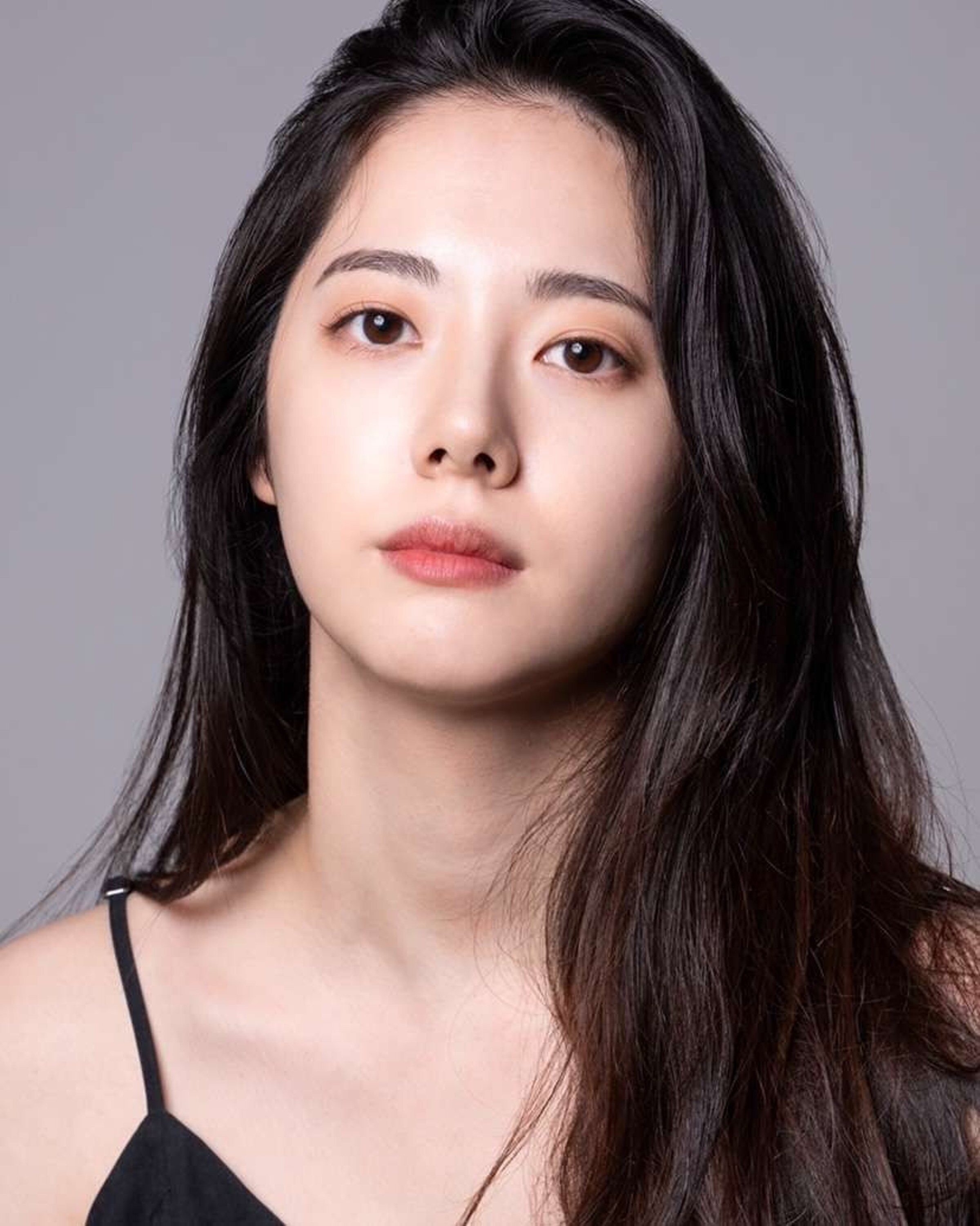 Lee Ye Rin — Airline's Ground Attendant